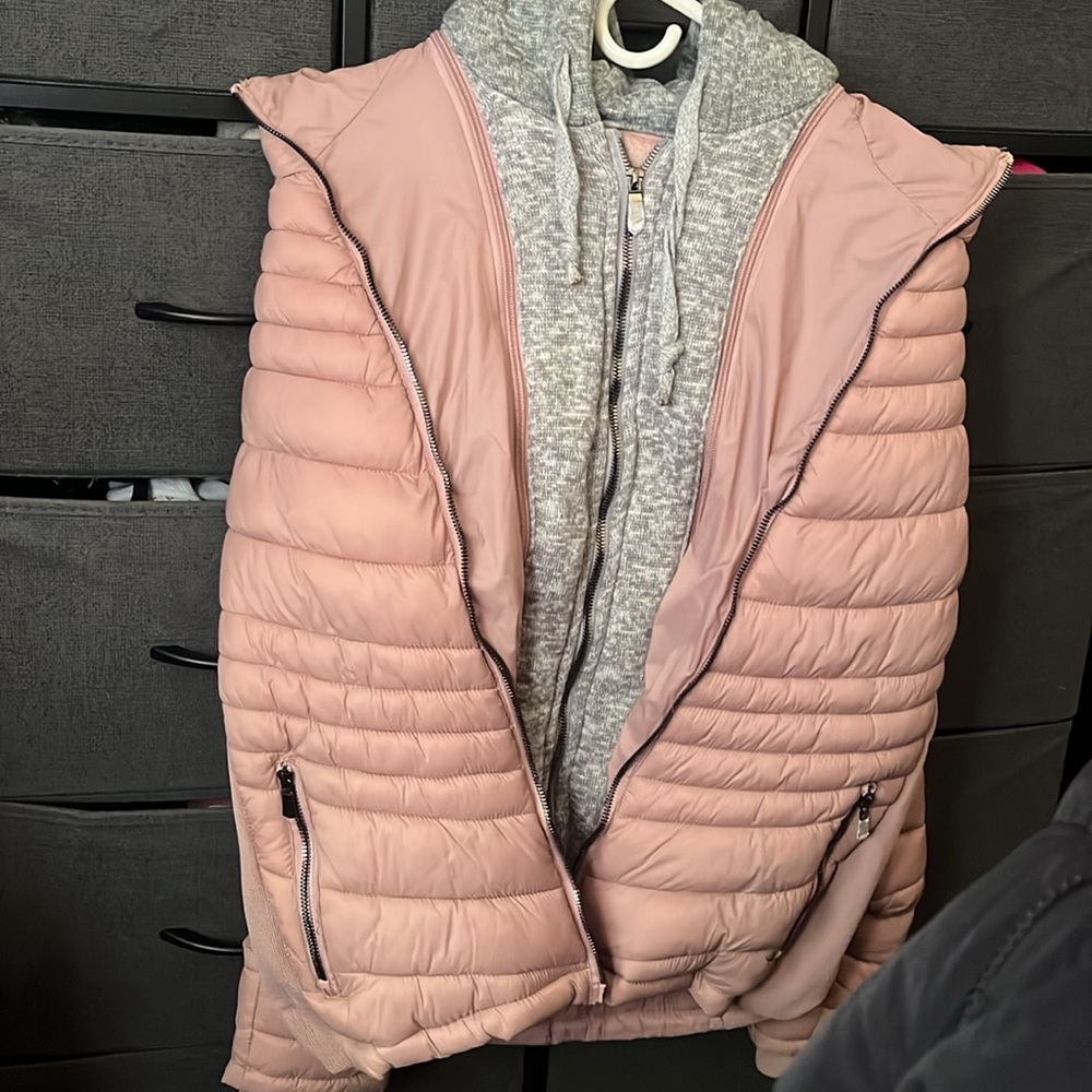 Pink jacket - Picture 2 of 7